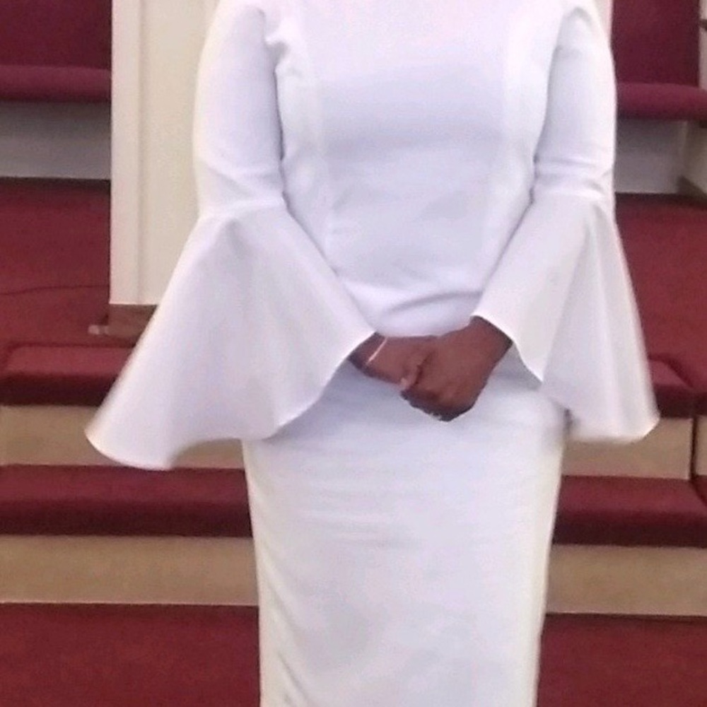 White Bell-Sleeve Dress - Classic Elegance - Picture 2 of 3